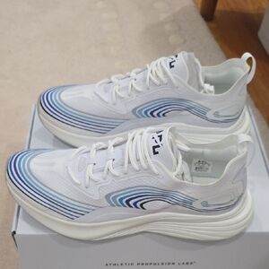 APL Mens Streamline White Sneakers.Mens Size 11. Womens 12.5